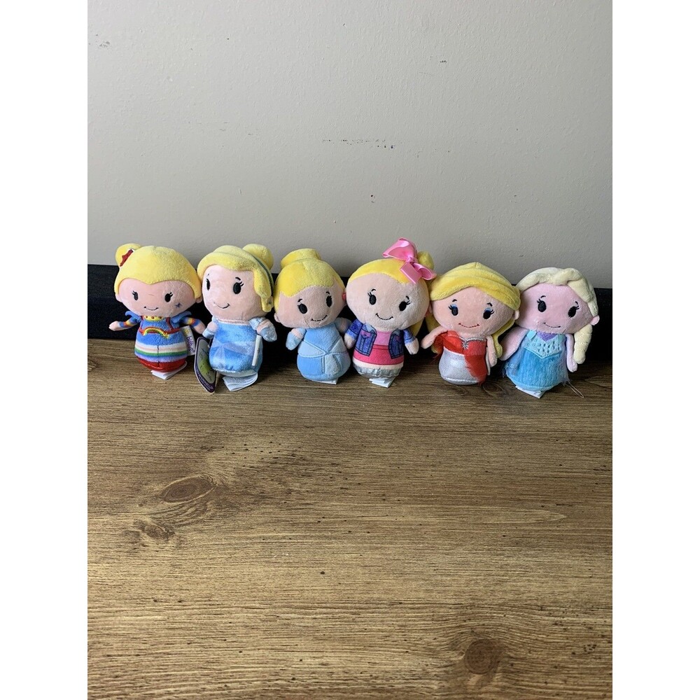 Hallmark Itty Bittys Plush Lot Of 6 Elsa, Rainbow Brite, Cinderella Etc